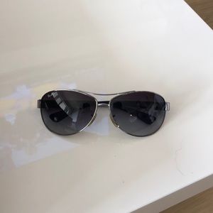 Ray Ban RB3386 107/8G 100% Authentic